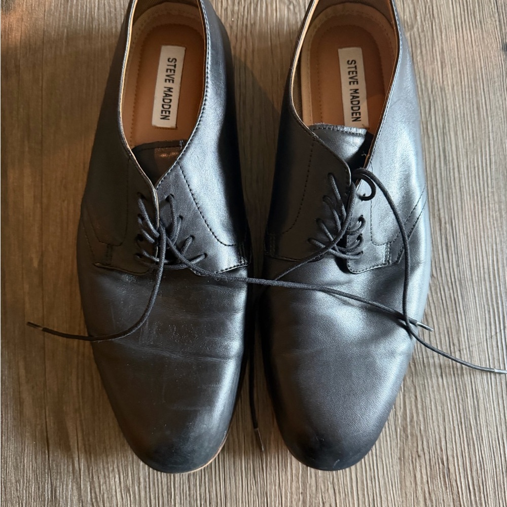 Steve Madden Classic Black Oxfords